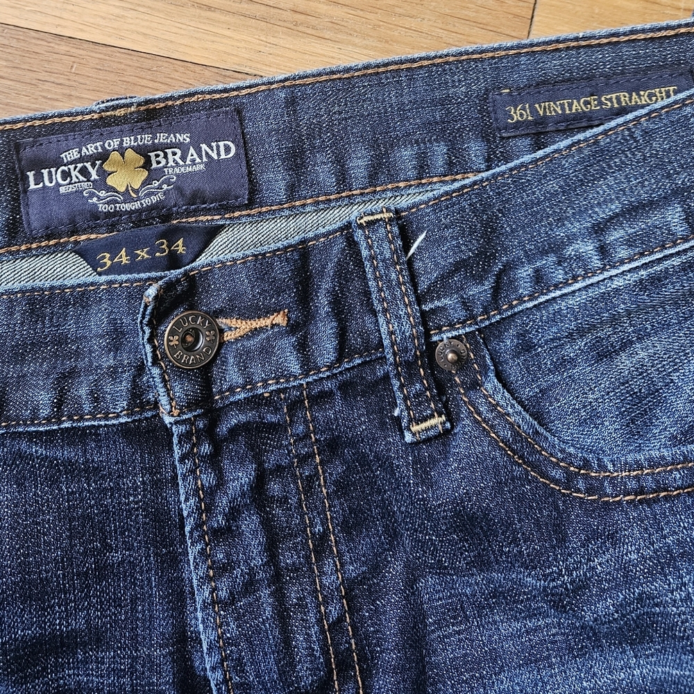 Men's Lucky Brand 361 Vintage Straight Jeans in size 34×34. Dark wash.
